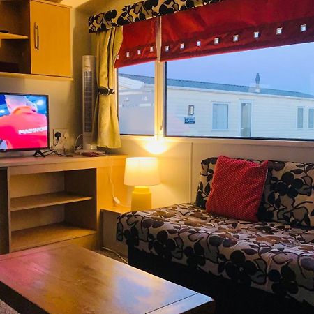 Ct28: Three-Bedroom Holiday Home in North Wales Park Rhyl Exterior photo